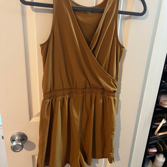 Target active romper - Picture 2 of 3